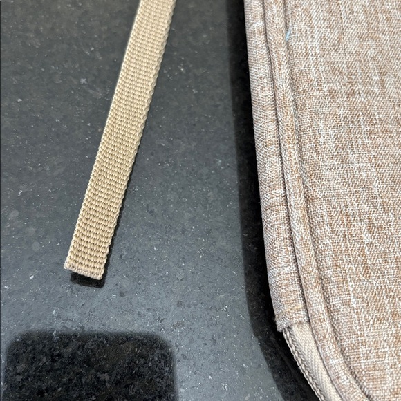 Heathered Tan Coated Wristlet Pouch for Travel Storage Organization RFID - Picture 4 of 8